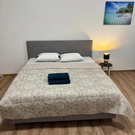 Apartament Velky Moderny V Srdci Mesta Preszów